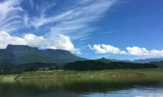 瓦屋山水库